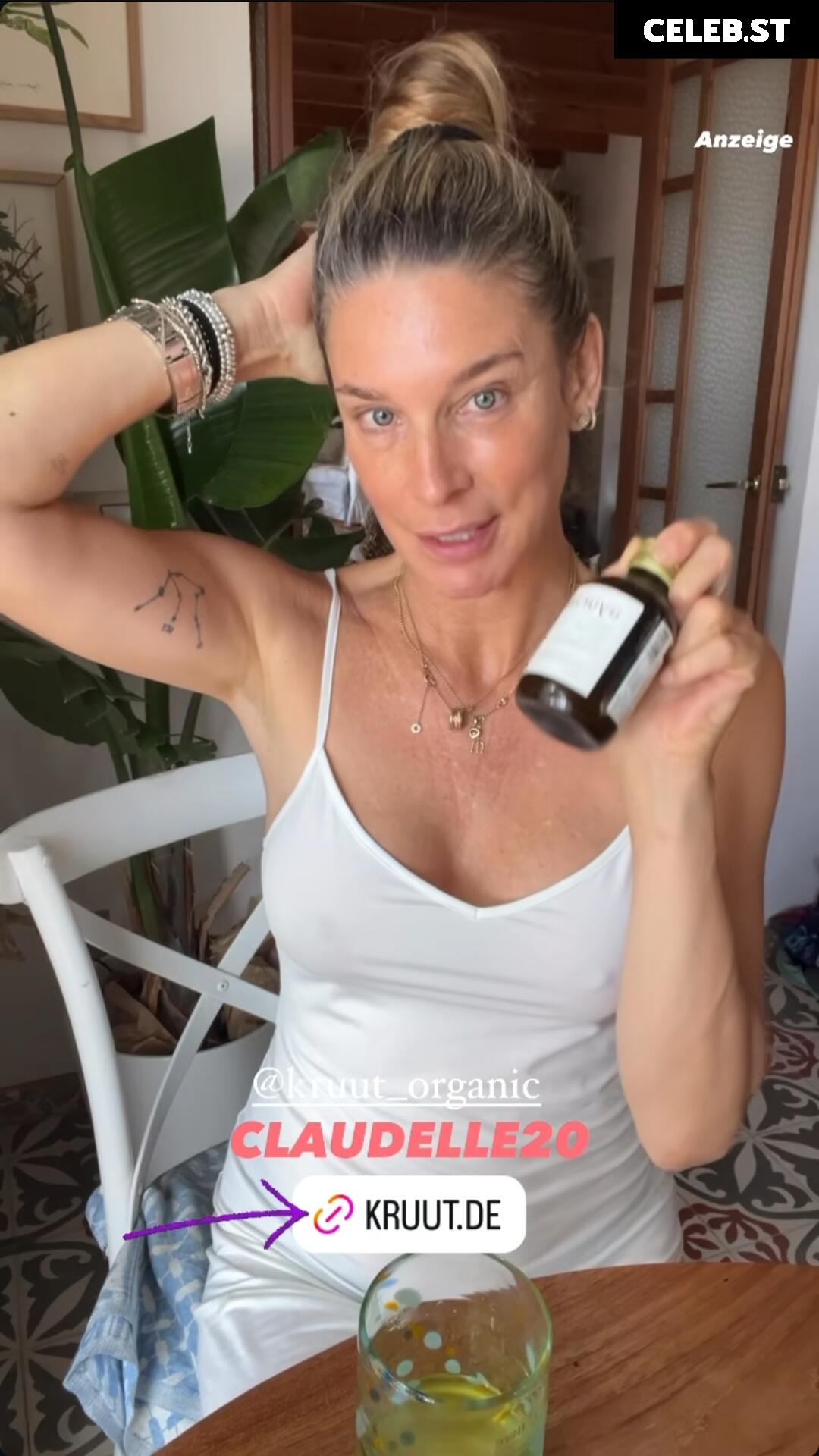 Claudelle Deckert Image 2012051