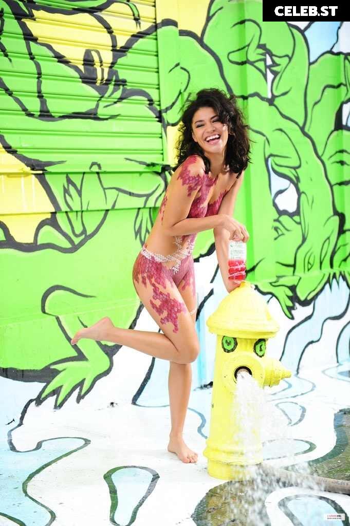 Jessica Szohr Image 2013408