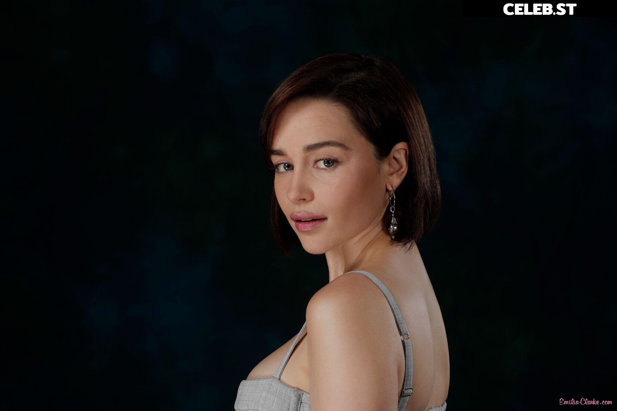 Emilia Clarke Image 2013361
