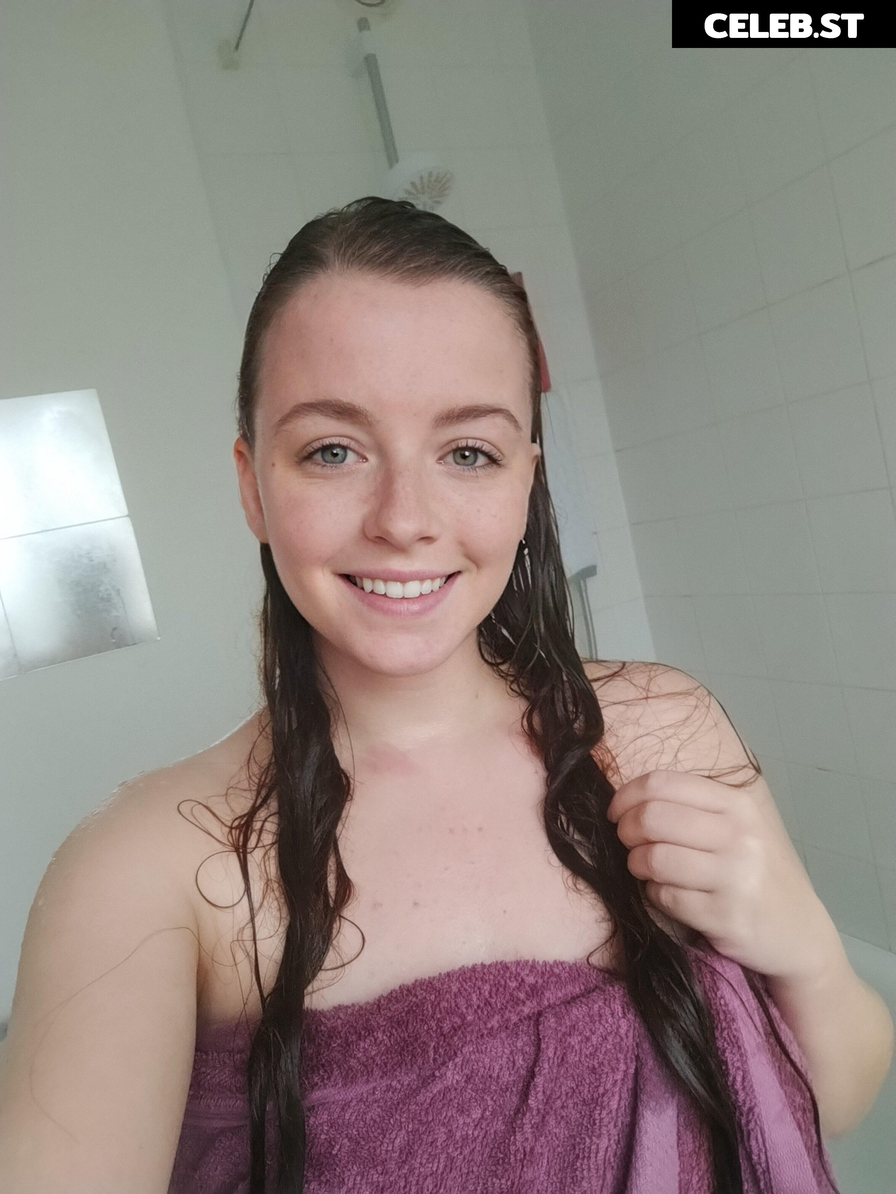Geeky_library_girl aka Kitty Rose 22 Image 2013923