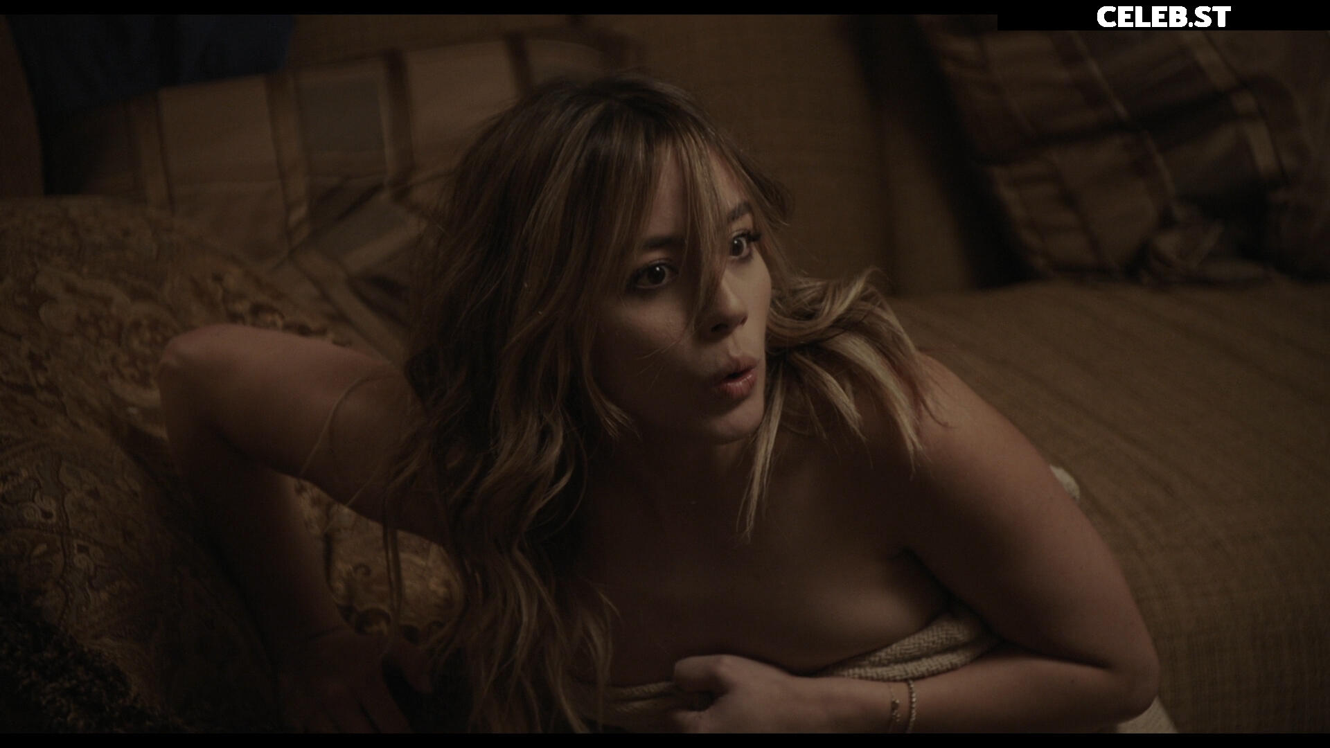 Chloe Bennet Image 2010475