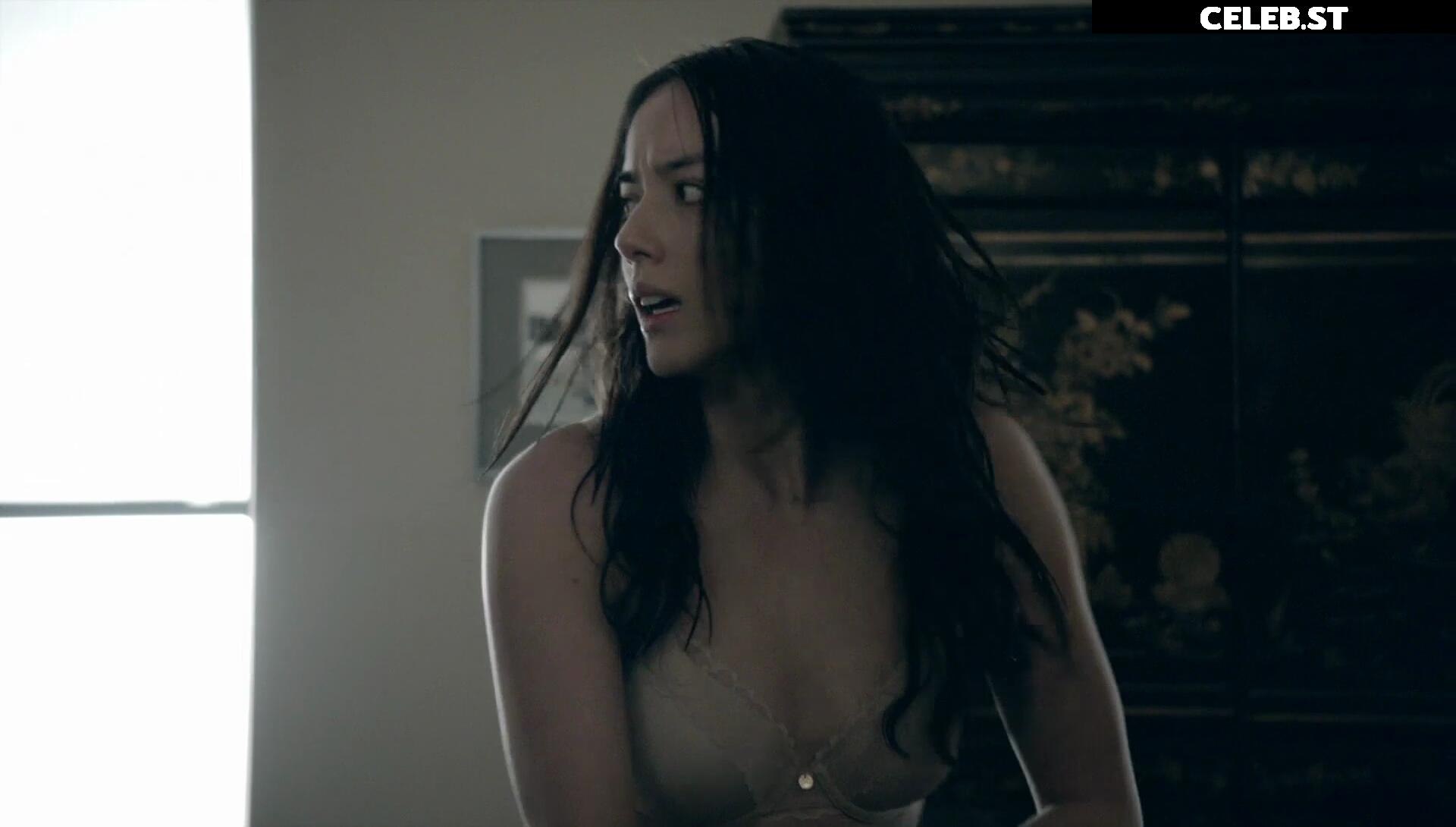 Chloe Bennet Image 2010398