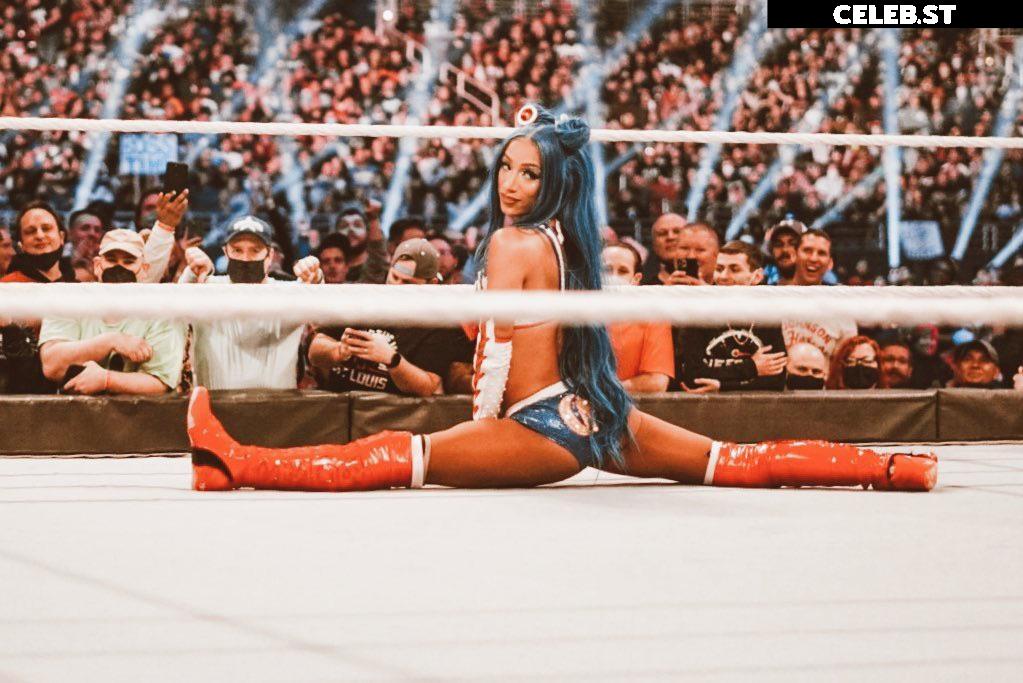 Sasha Banks Image 2010980