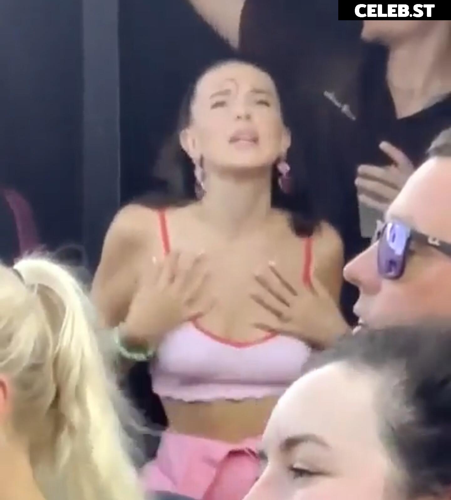 Millie Bobby Brown Image 2019830