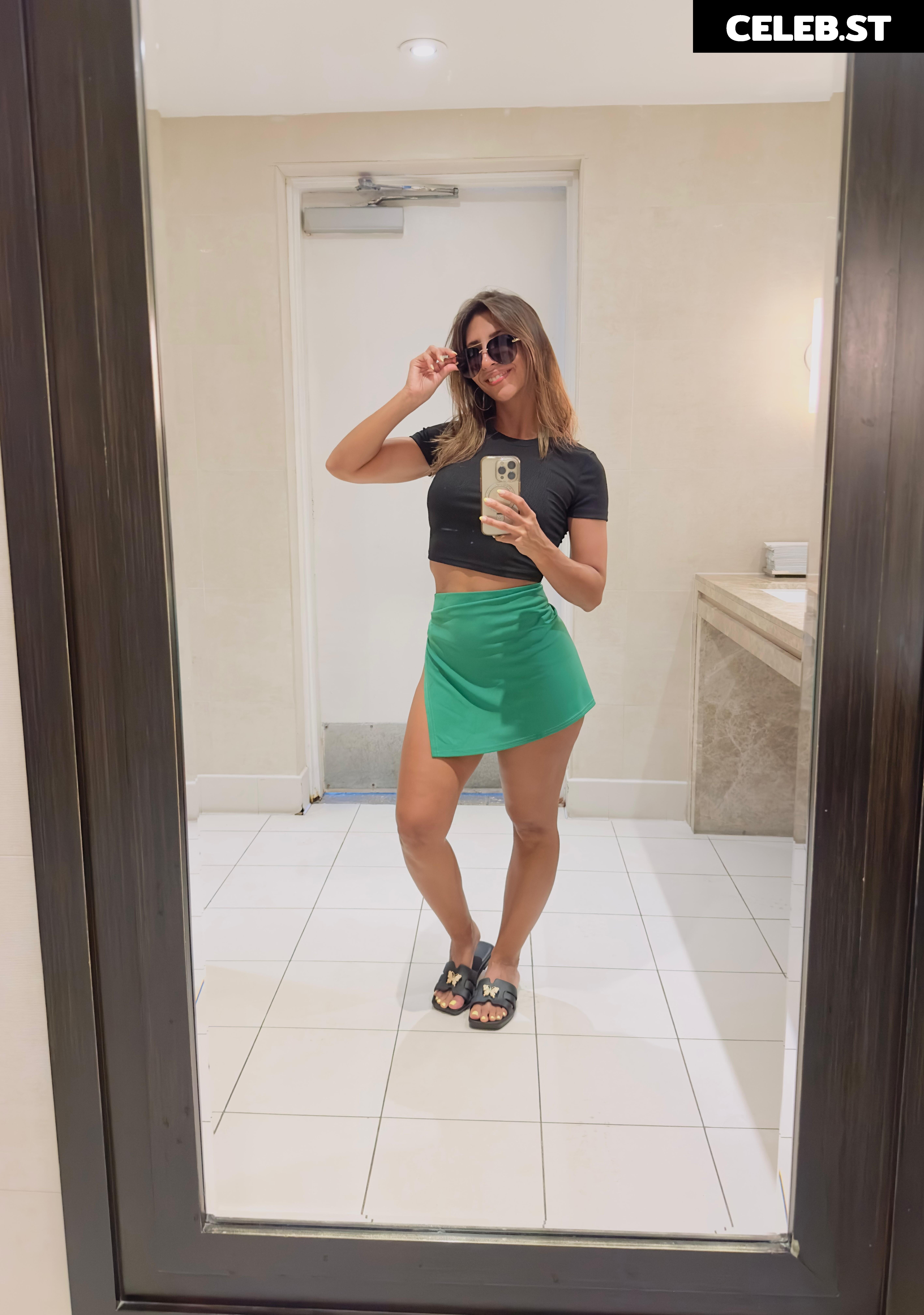 littlefitdevil / Carla Outes Image 20195529