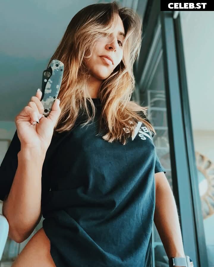littlefitdevil / Carla Outes Image 20195573