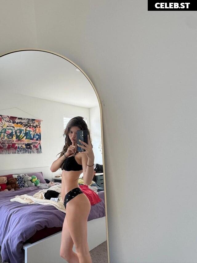 Skylar Martin / skyskysoflyy Image 20194908