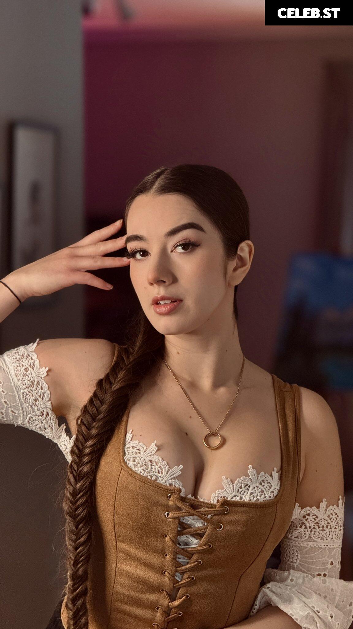 Miss Mikkaa / missmikkaa Image 20193904