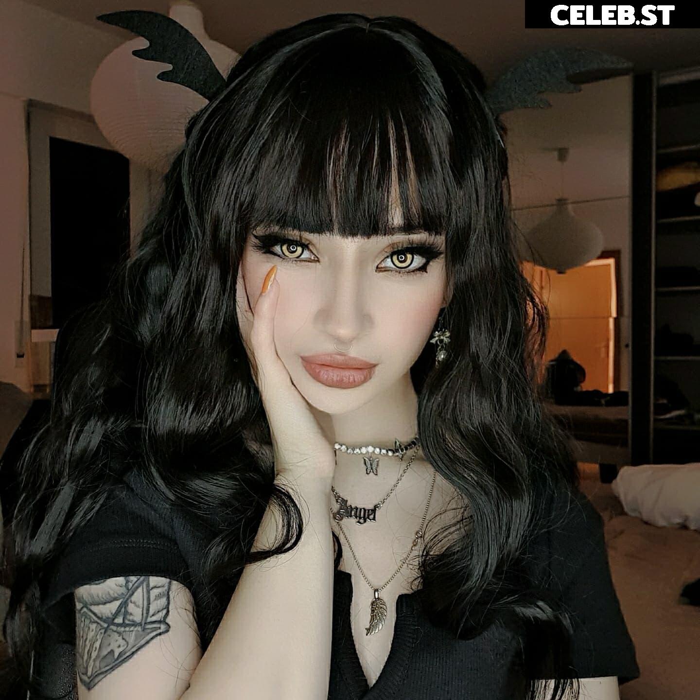 Cata Leyah / cata.leyah / cataleyah_ / leyahcata Image 20193513