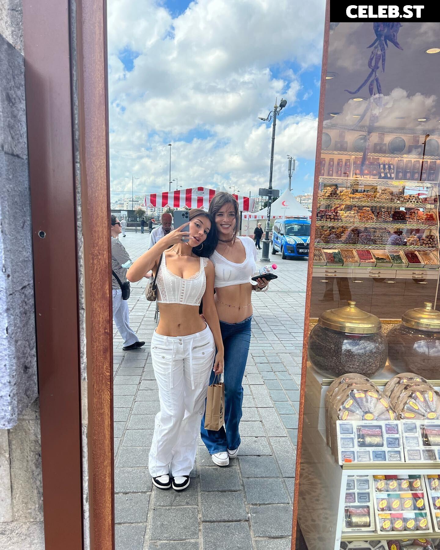 Mikaela Testa / @mikaelatestaa / @mikkimouse404 Image 20193320