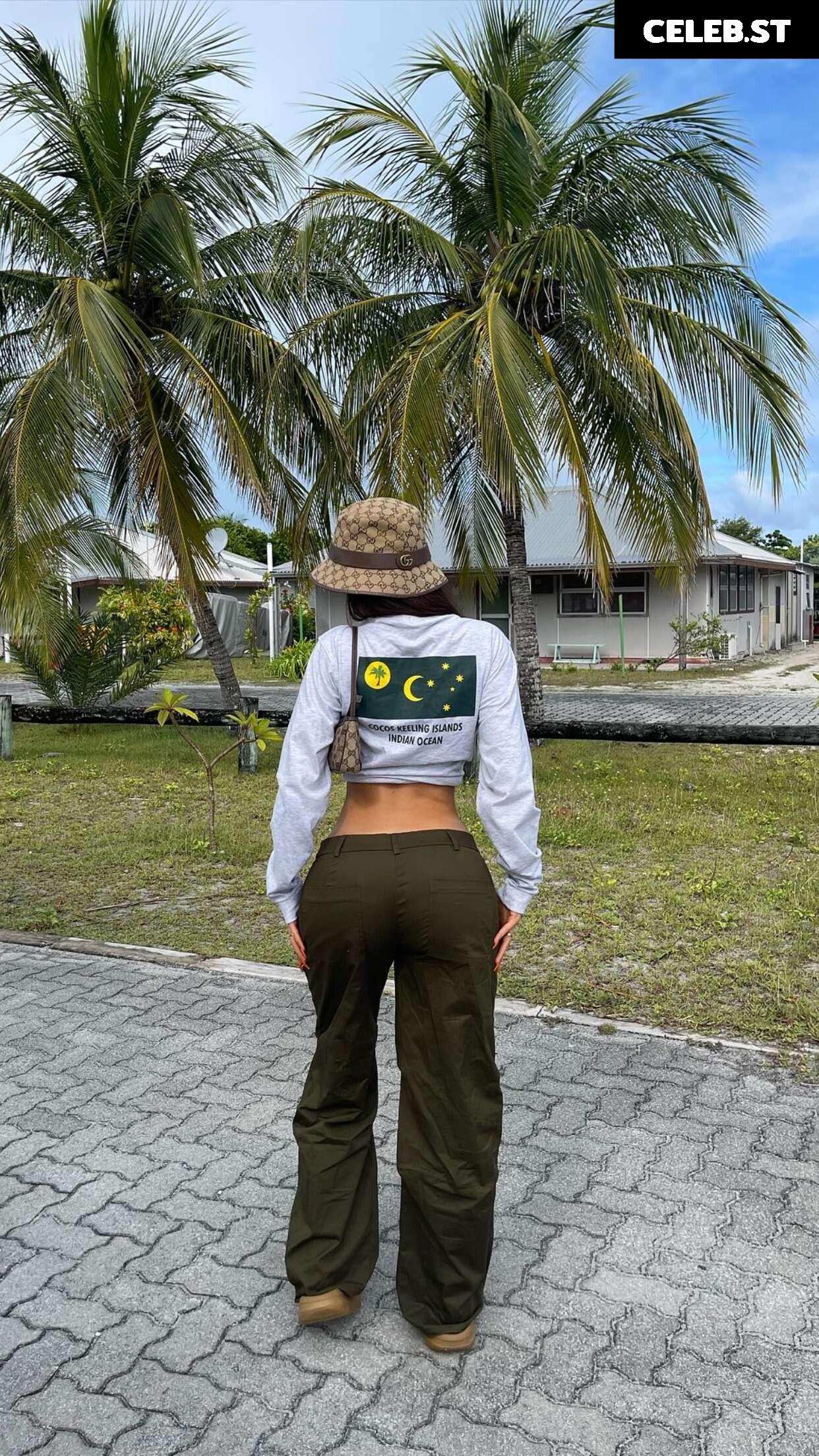 Mikaela Testa / @mikaelatestaa / @mikkimouse404 Image 20193343