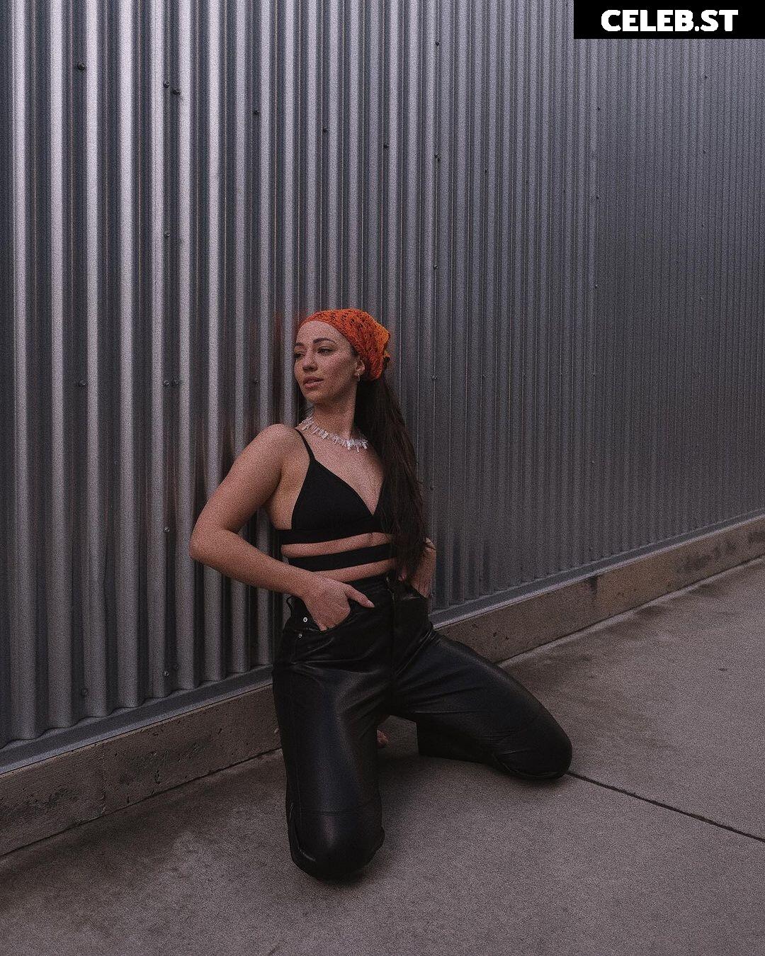 Vildan Cirpan Image 2005007