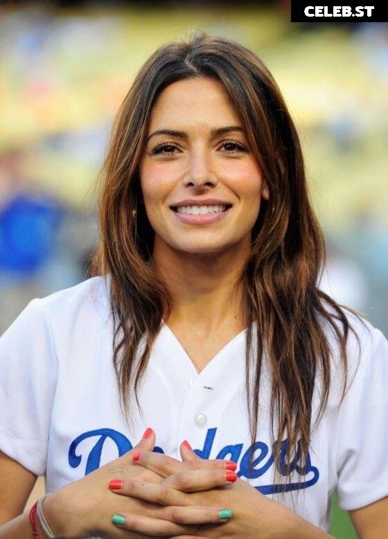 Sarah Shahi Image 2004835