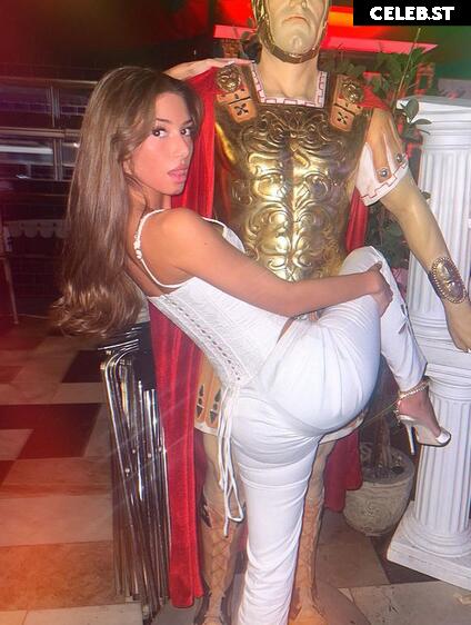 Mimi Keene Image 2004703