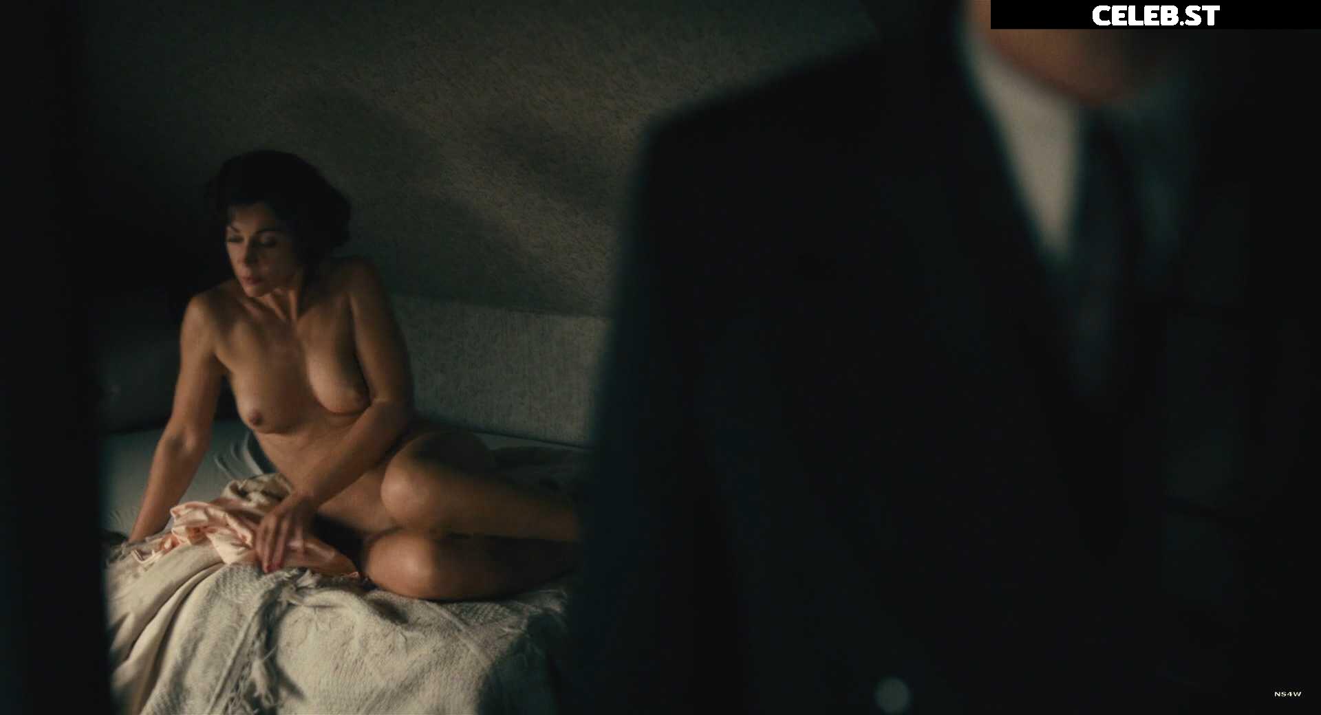 Ulrike C. Tscharre Image 2004609