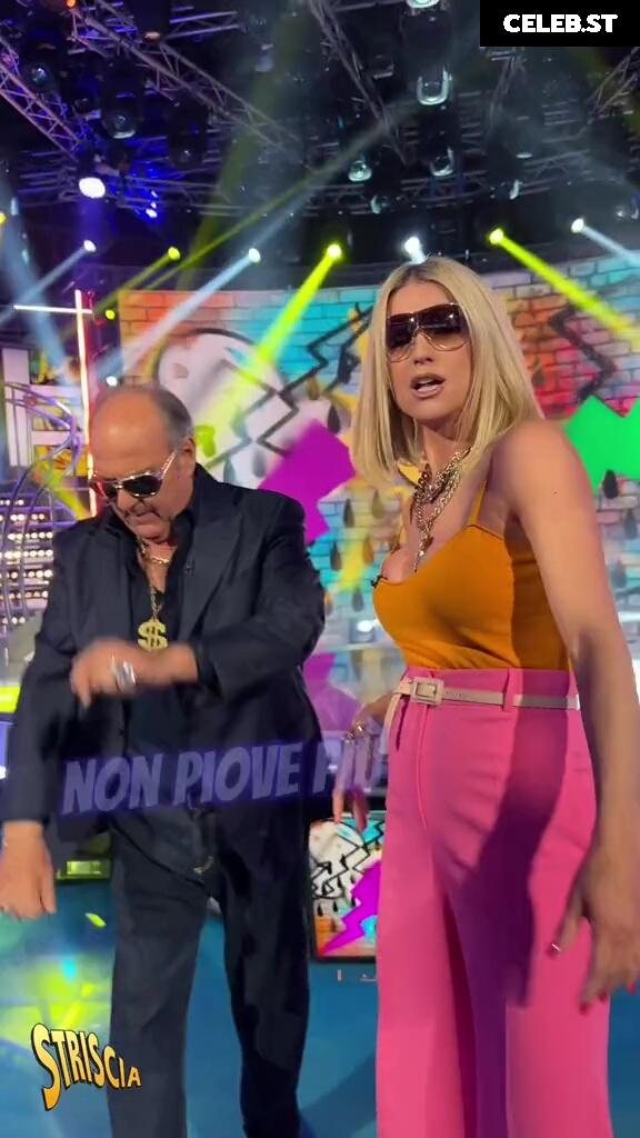 Michelle Hunziker Image 2004209