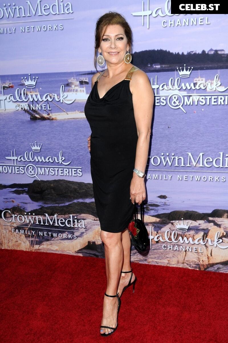 Marina Sirtis Image 2001530