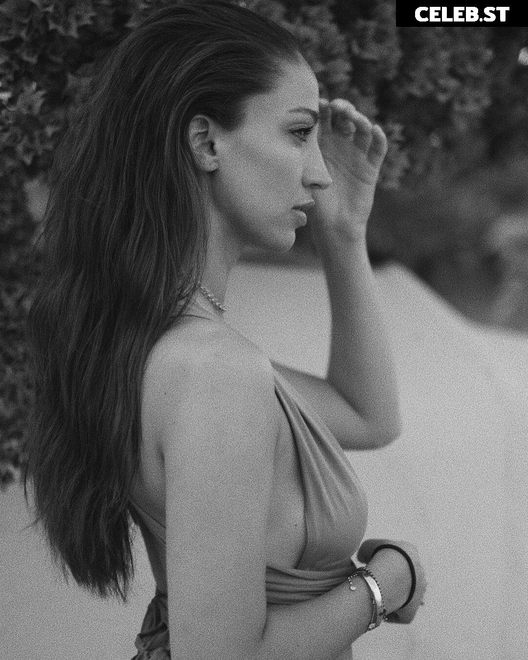 Vildan Cirpan Image 2001534