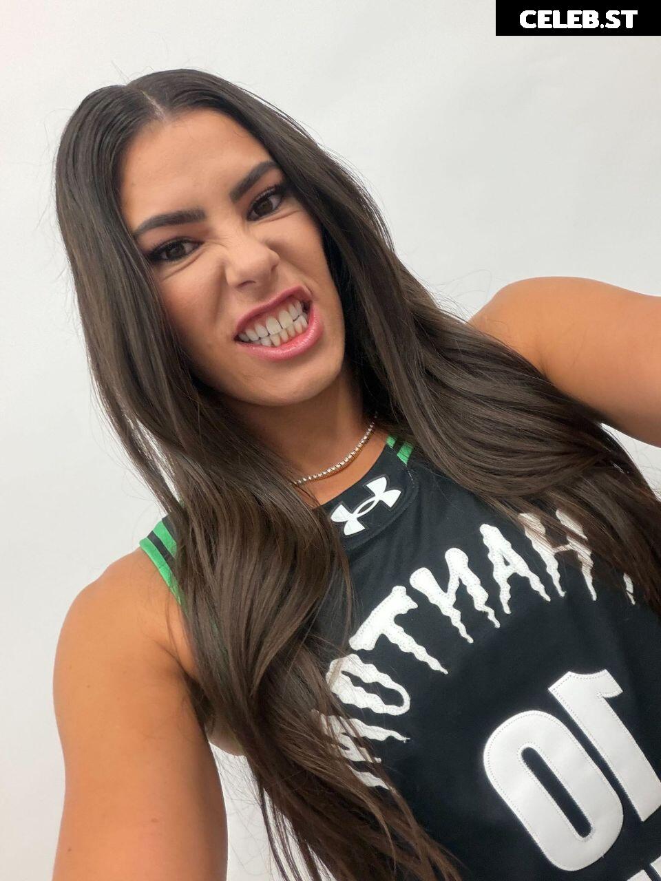 Kelsey Plum WNBA Star Image 20011668