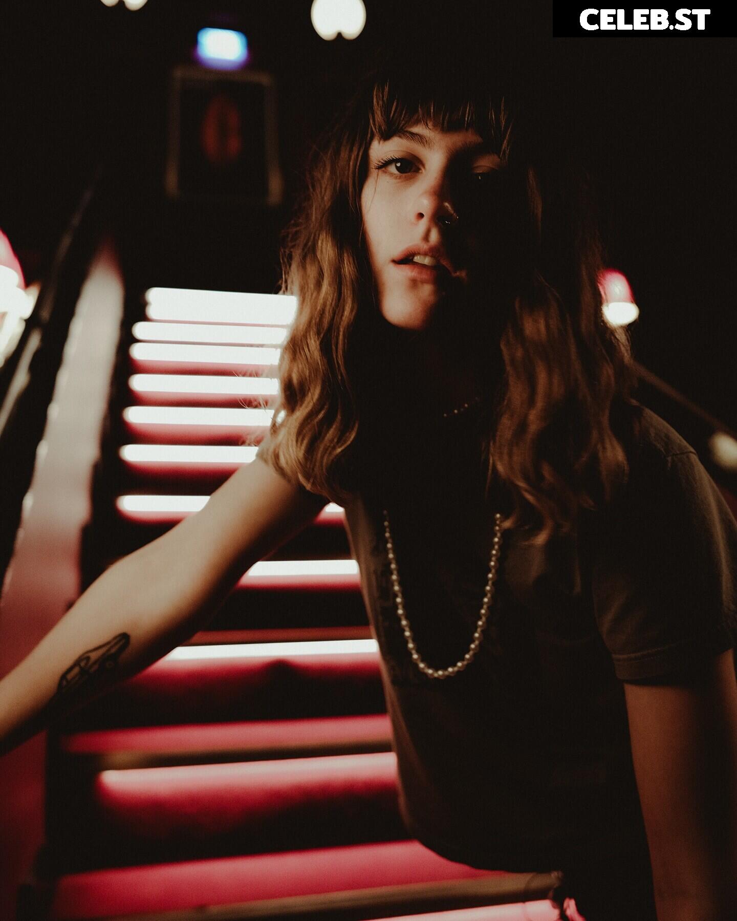 Chloe Slater - Indie Musician Image 20011644