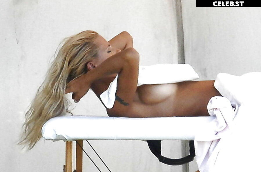 Michelle Hunziker Image 2001219