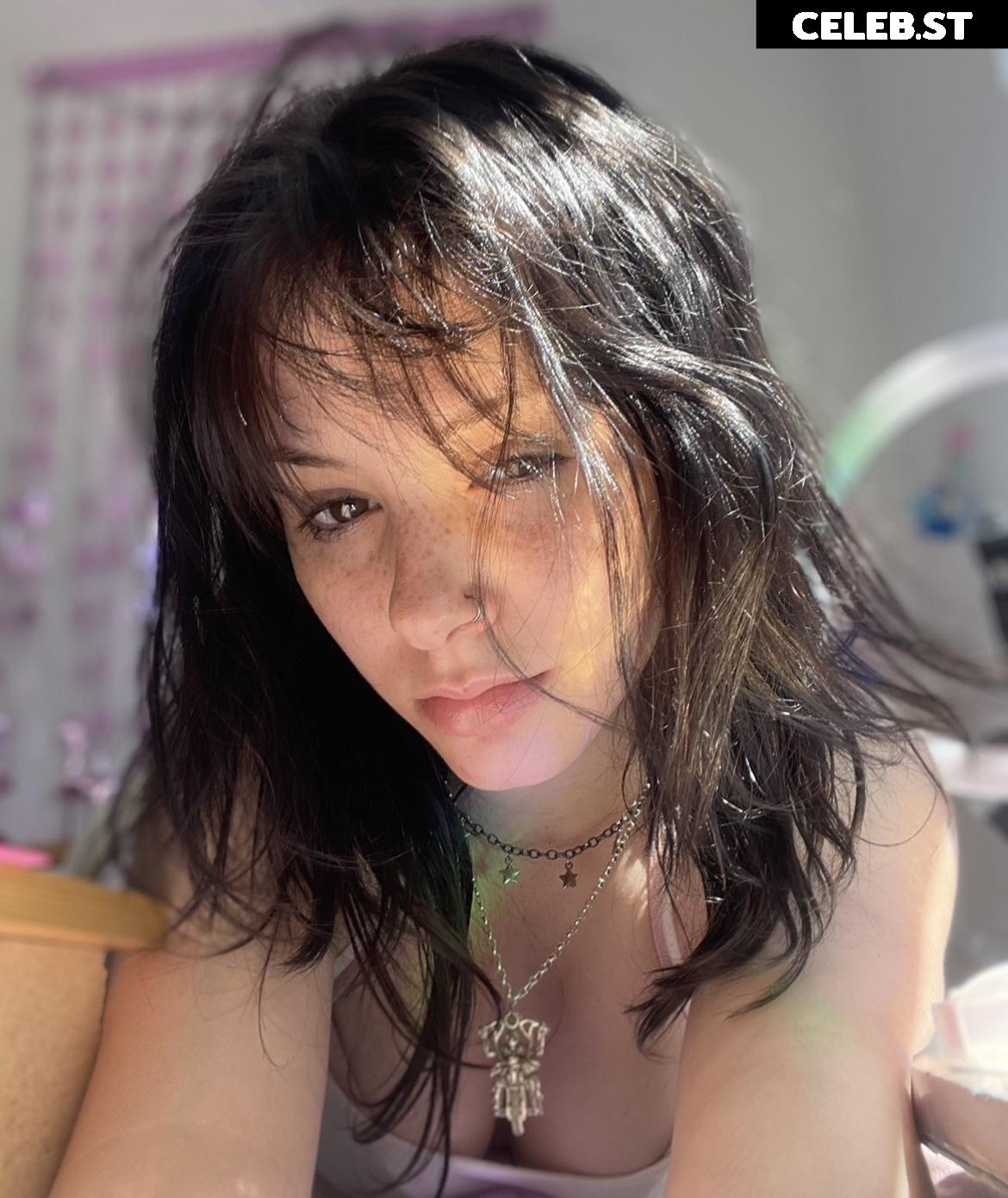 lavenderhayz aka harleysbathwater aka hazel_nuts666 Image 20012202
