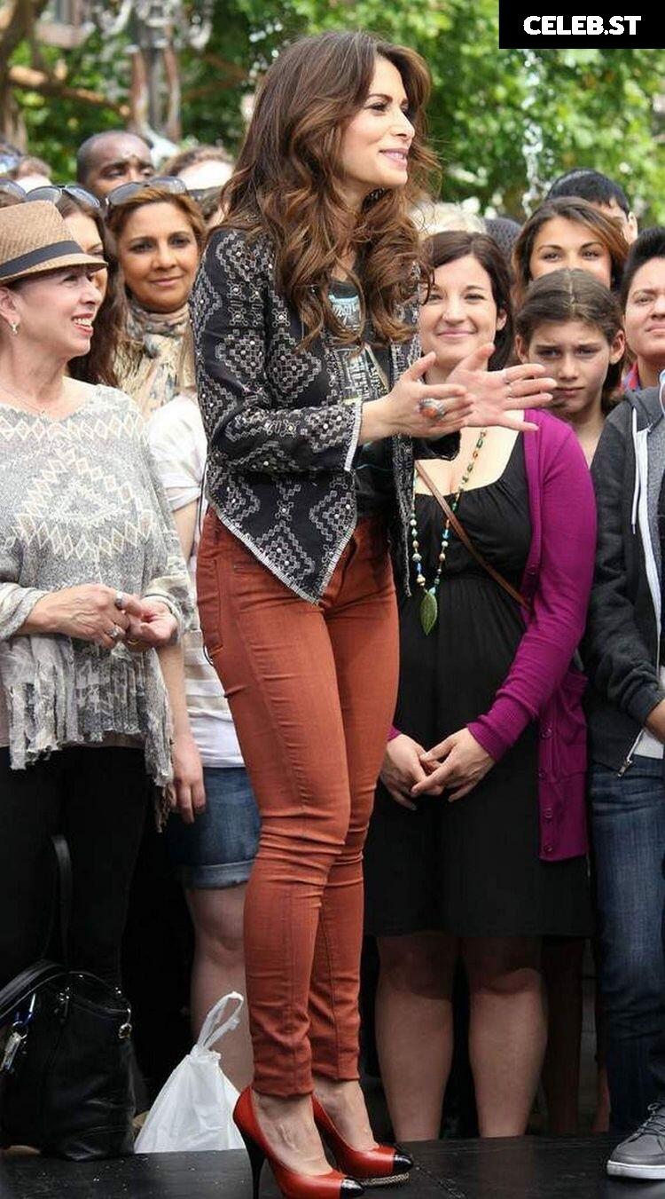 Sarah Shahi Image 2001931
