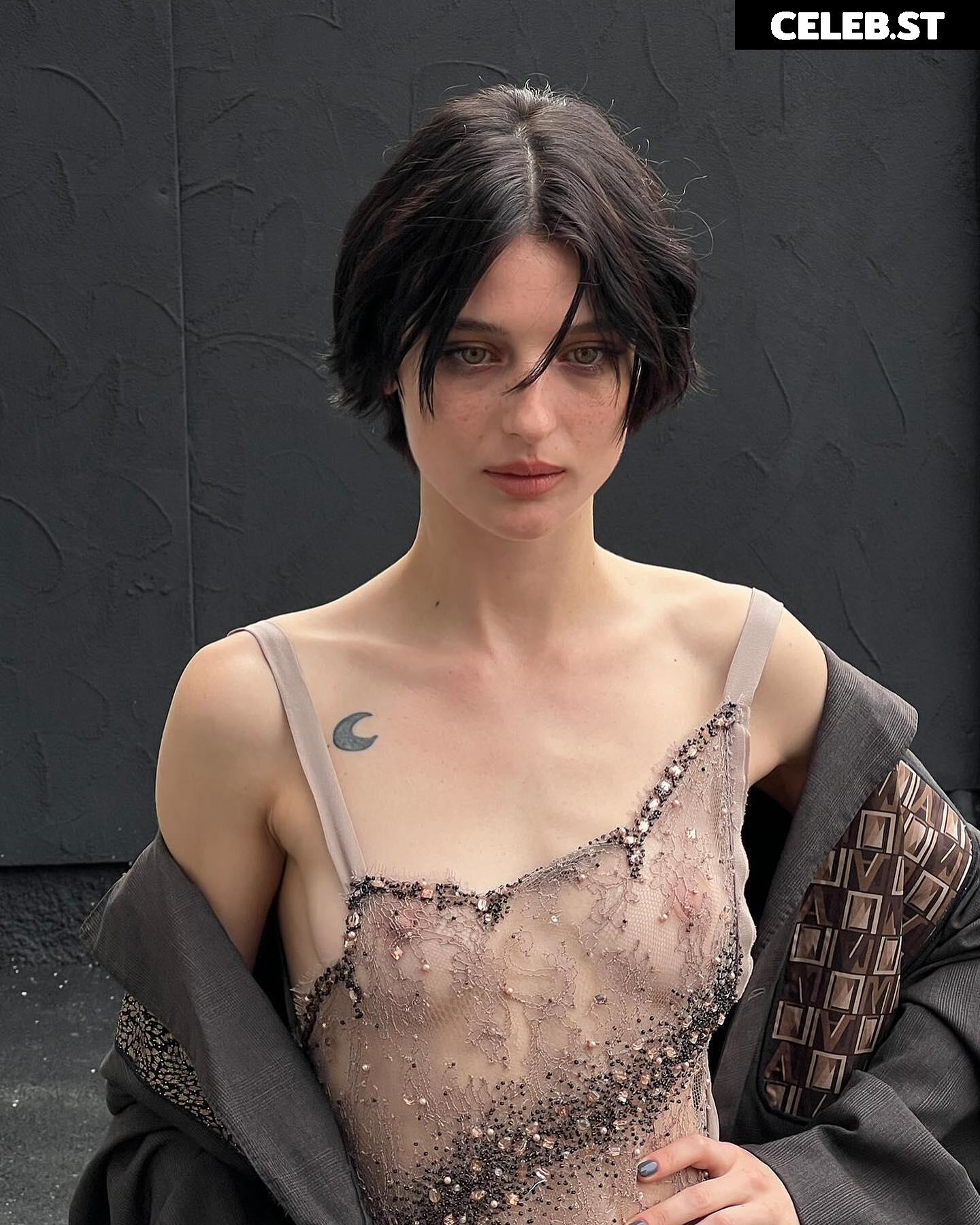 Alice Pagani Image 2002707