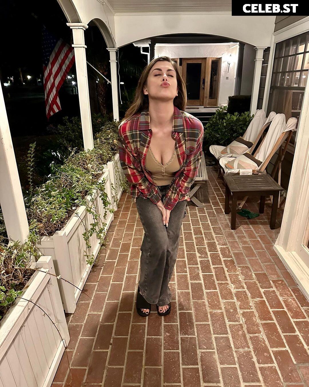 Lindsey Shaw Image 2002178