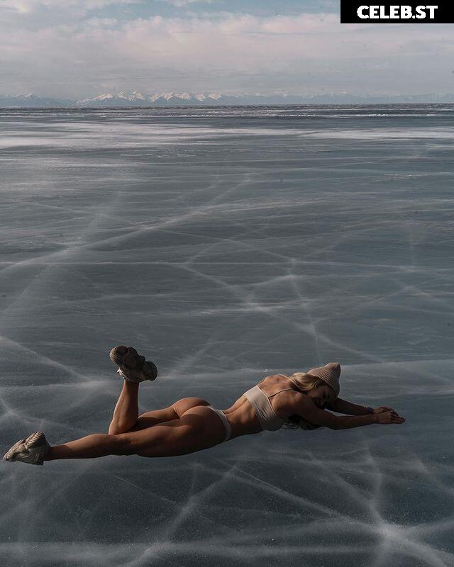 Anastasia Zolotaia Image 20021035