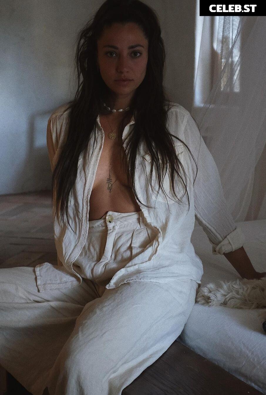 Vildan Cirpan Image 2003706