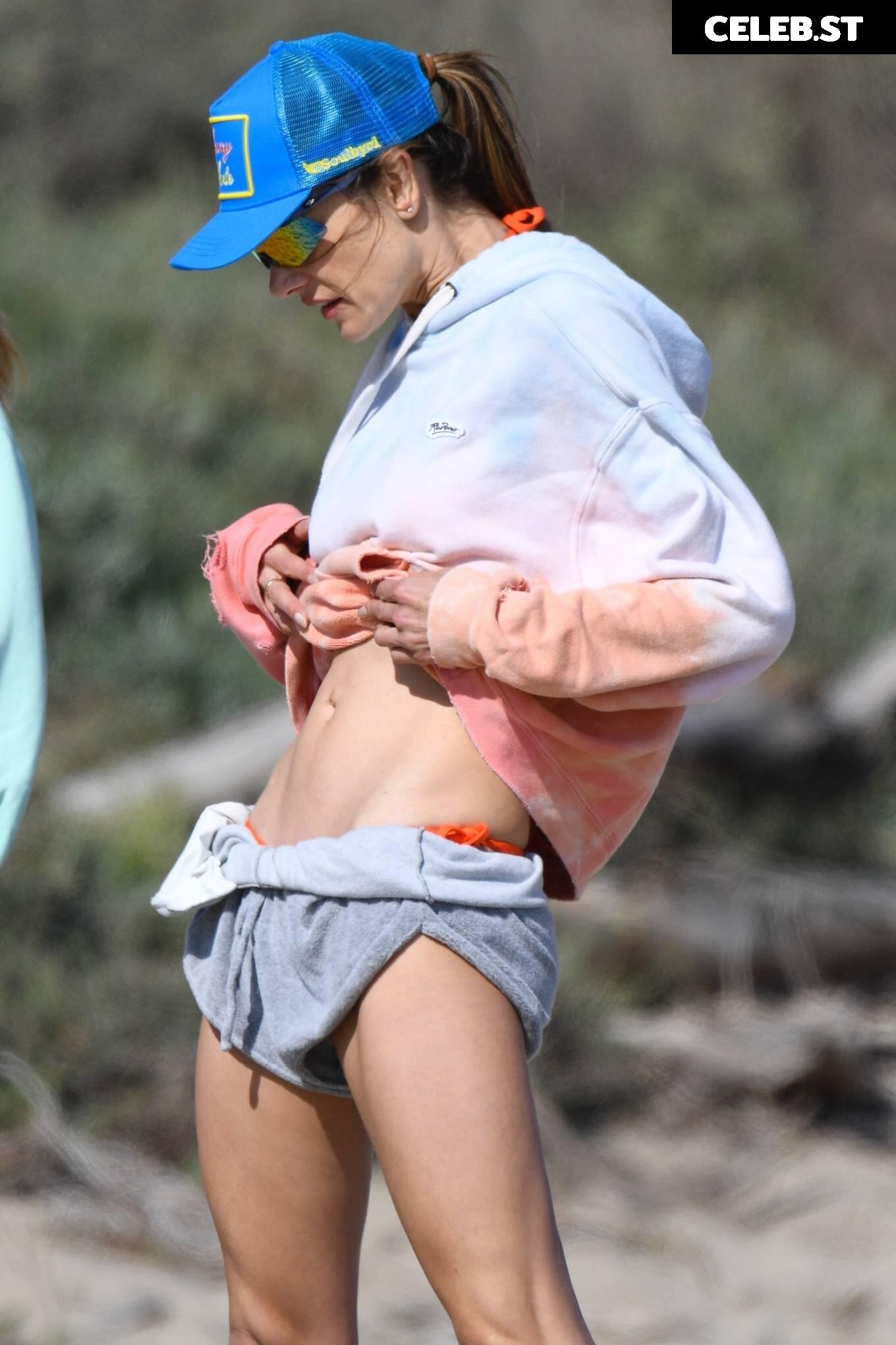 Alessandra Ambrosio Image 2003222