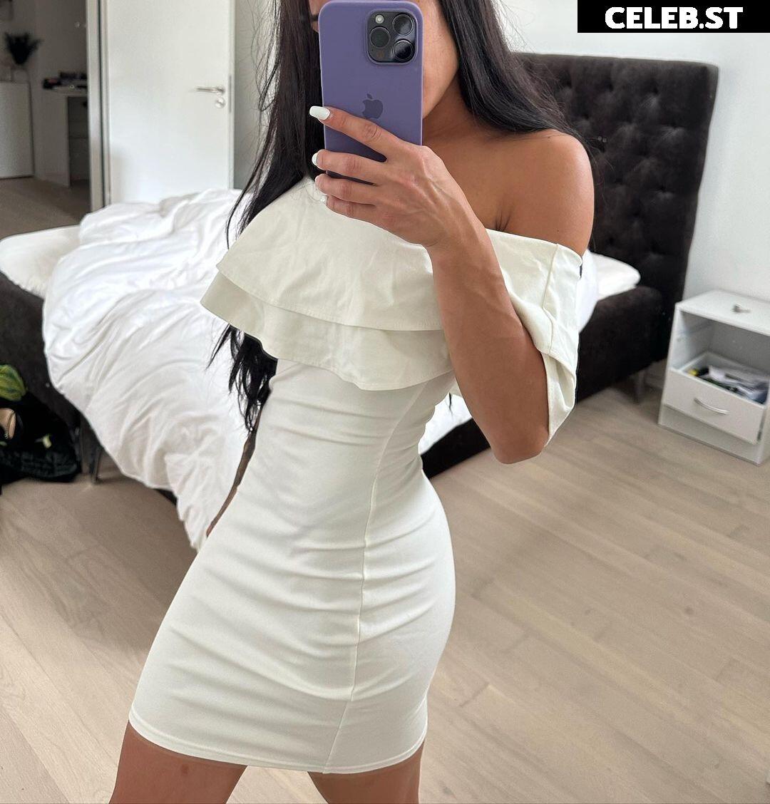 Elena Miras Image 2000200