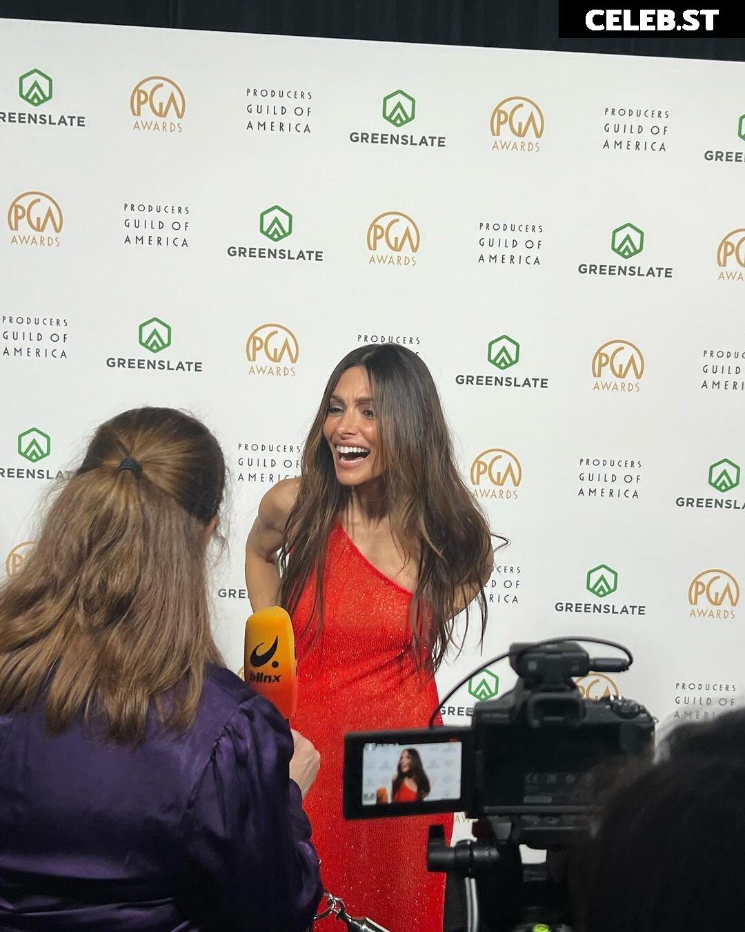 Sarah Shahi Image 2009233