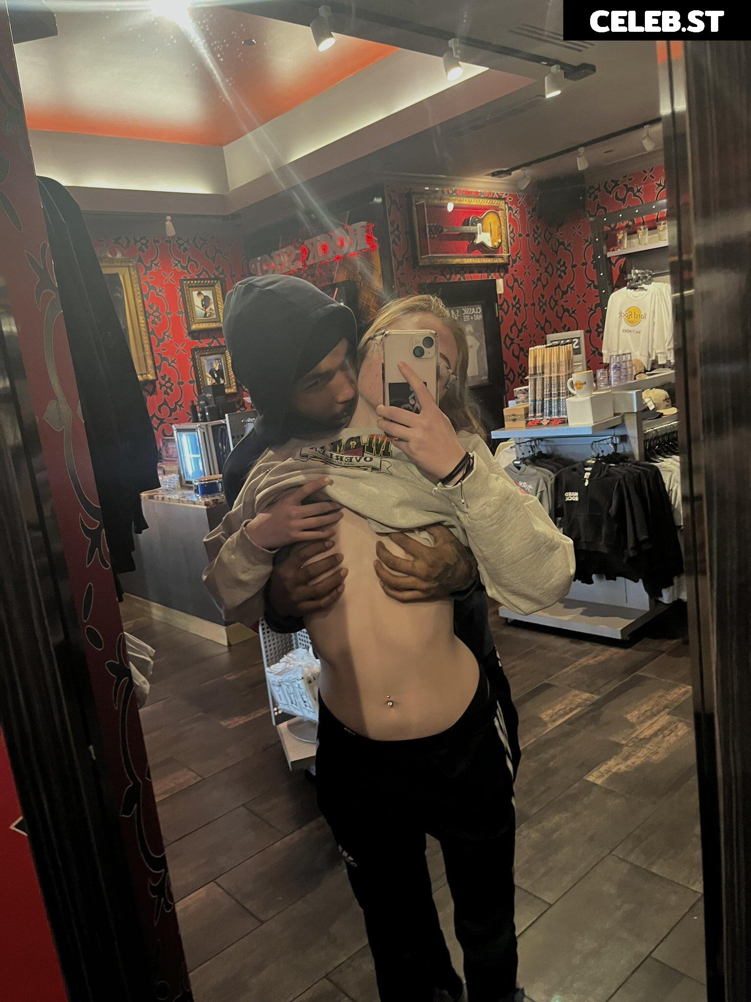 abiahcastlez / abiahxx / xxabiah / allycastlez Image 11955866