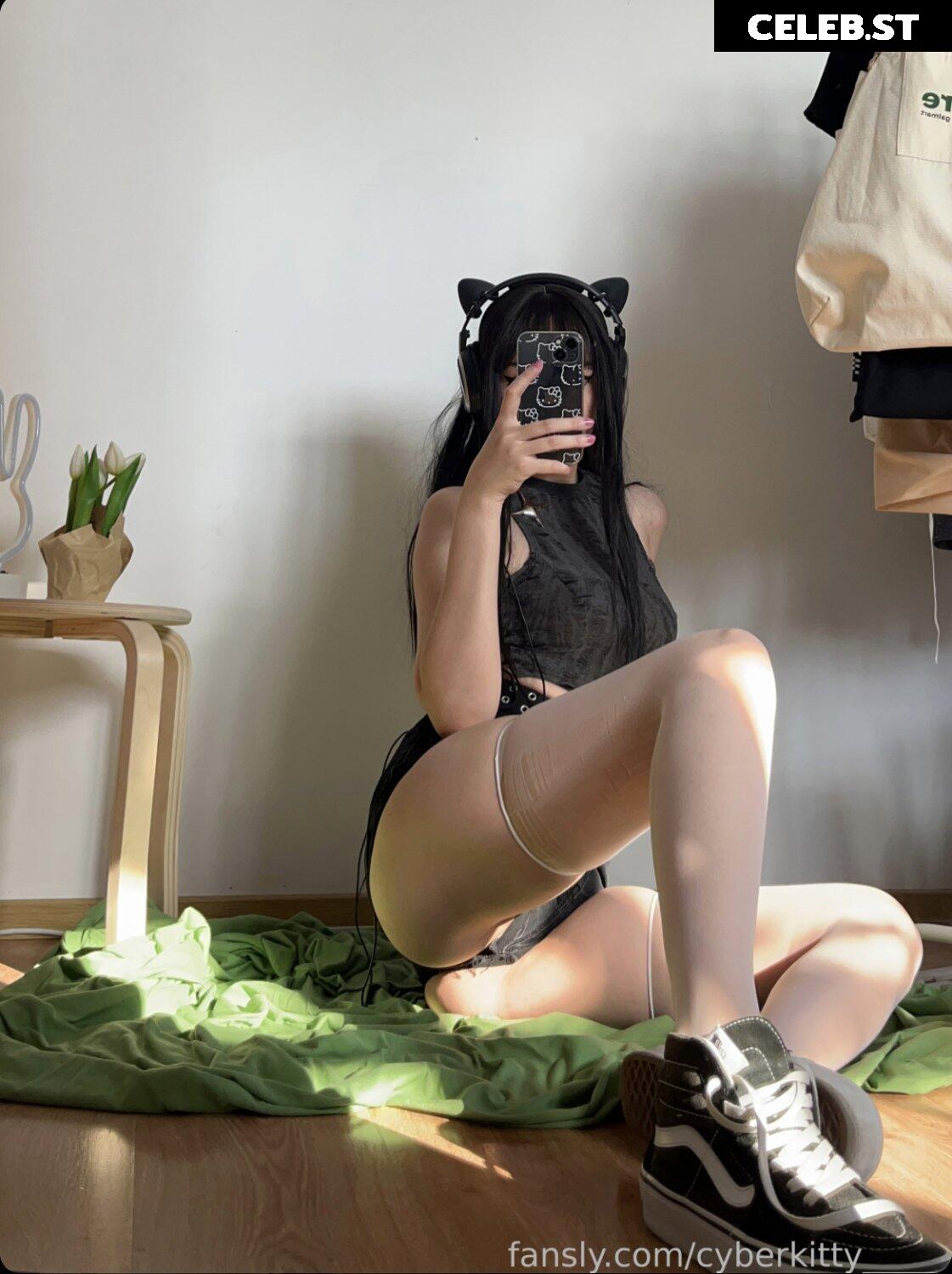 cyberkitty_____  / Dayana Yessembayeva / cyberkitty Image 11951980