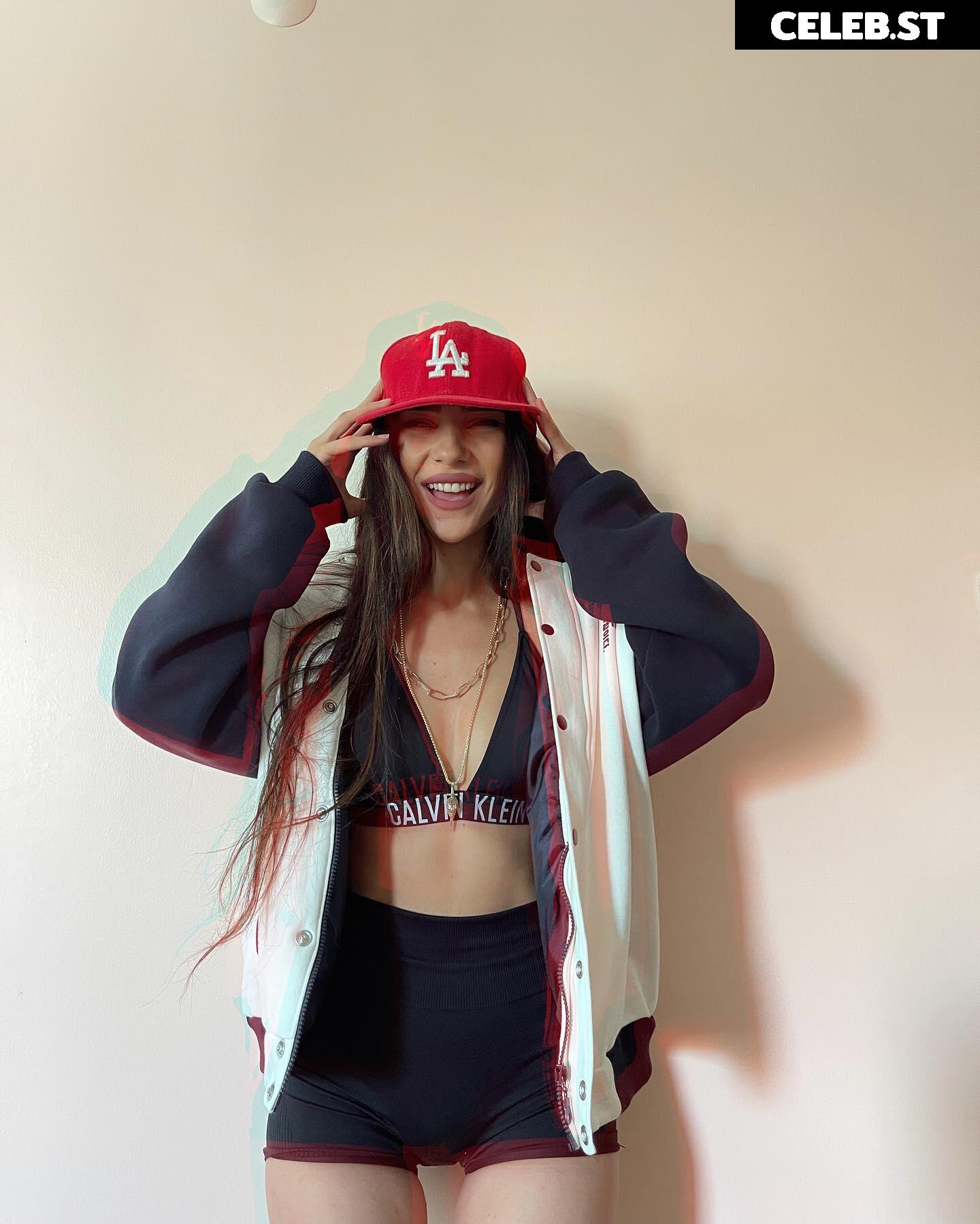 Kübra &quot;Miranda&quot; Çamlıbel Image 11951524