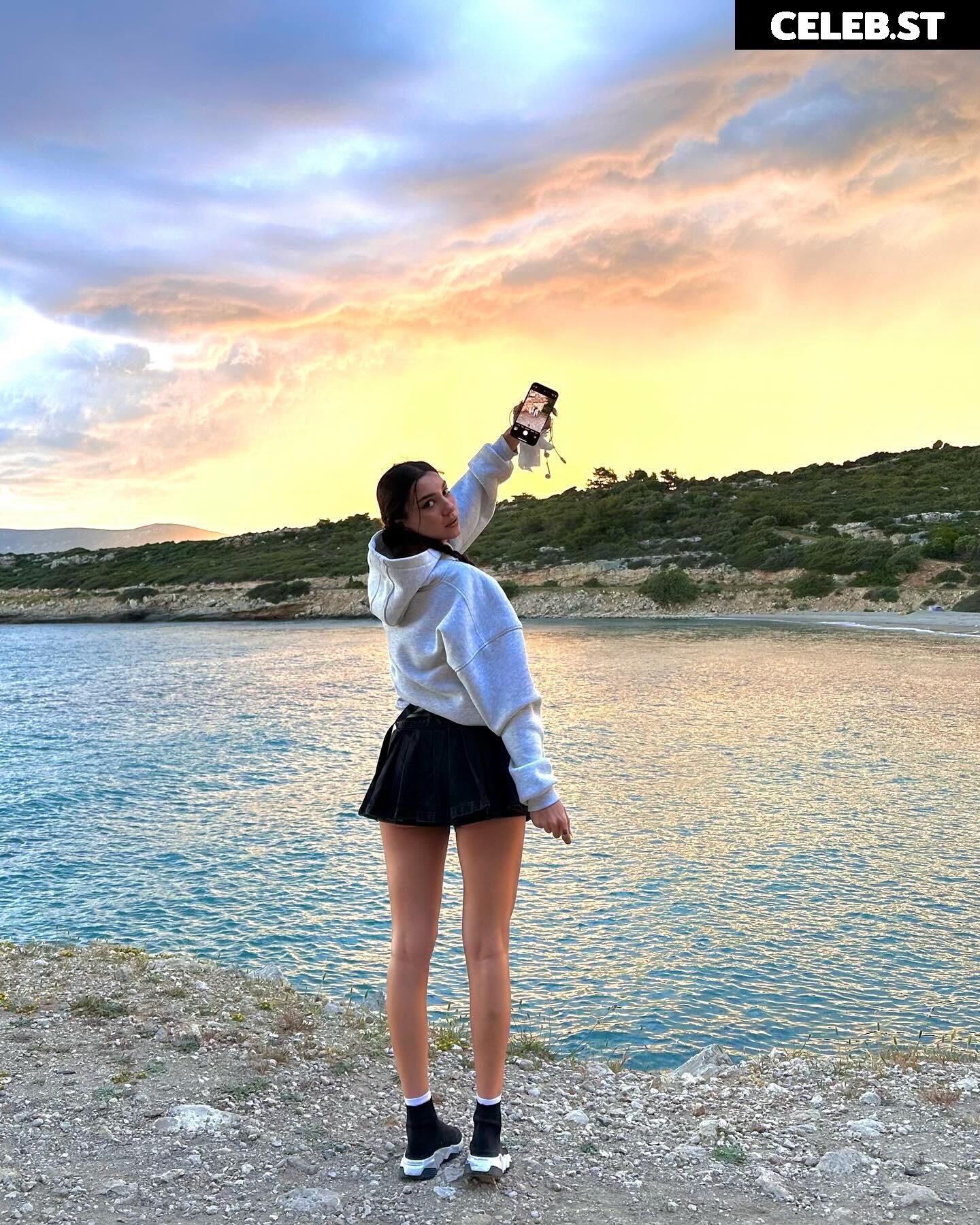 Kübra &quot;Miranda&quot; Çamlıbel Image 11951557