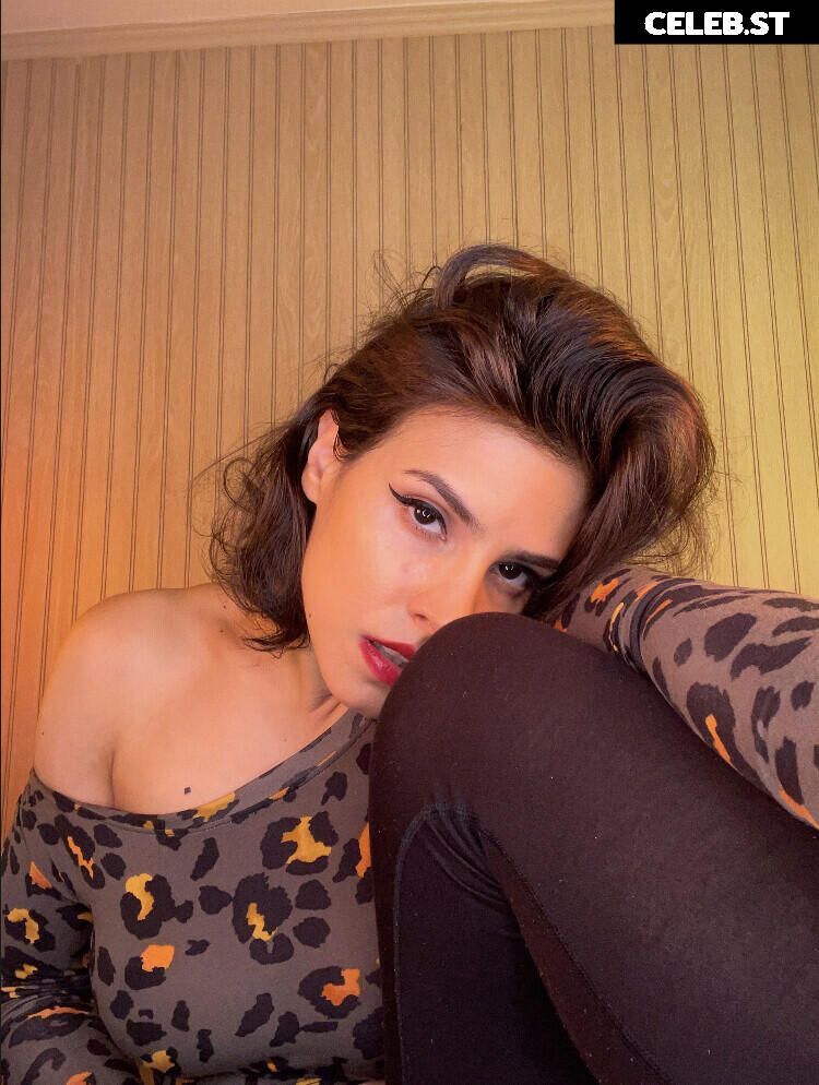 Irma La Dulce ASMR Image 11952678