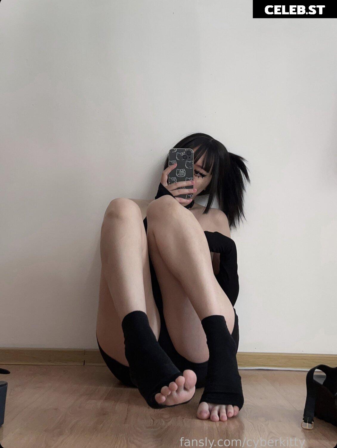cyberkitty_____  / Dayana Yessembayeva / cyberkitty Image 11952021