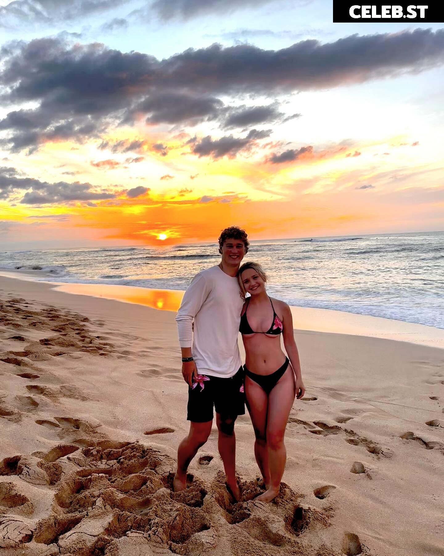 Julianna Elisee / @juliannaelisee / @elizabethgrantfandom Image 11952204