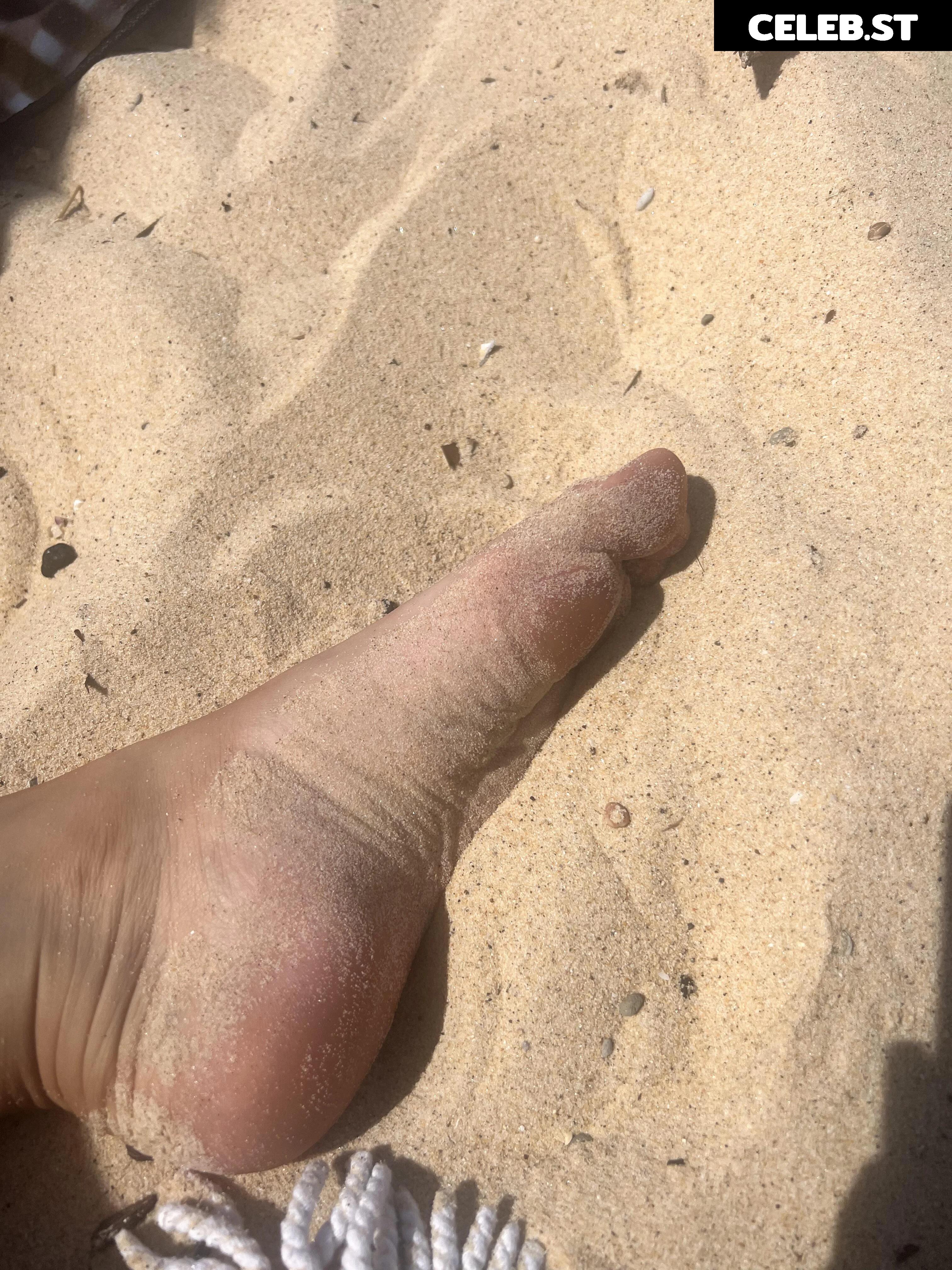 Rory Eliza Image 11965348