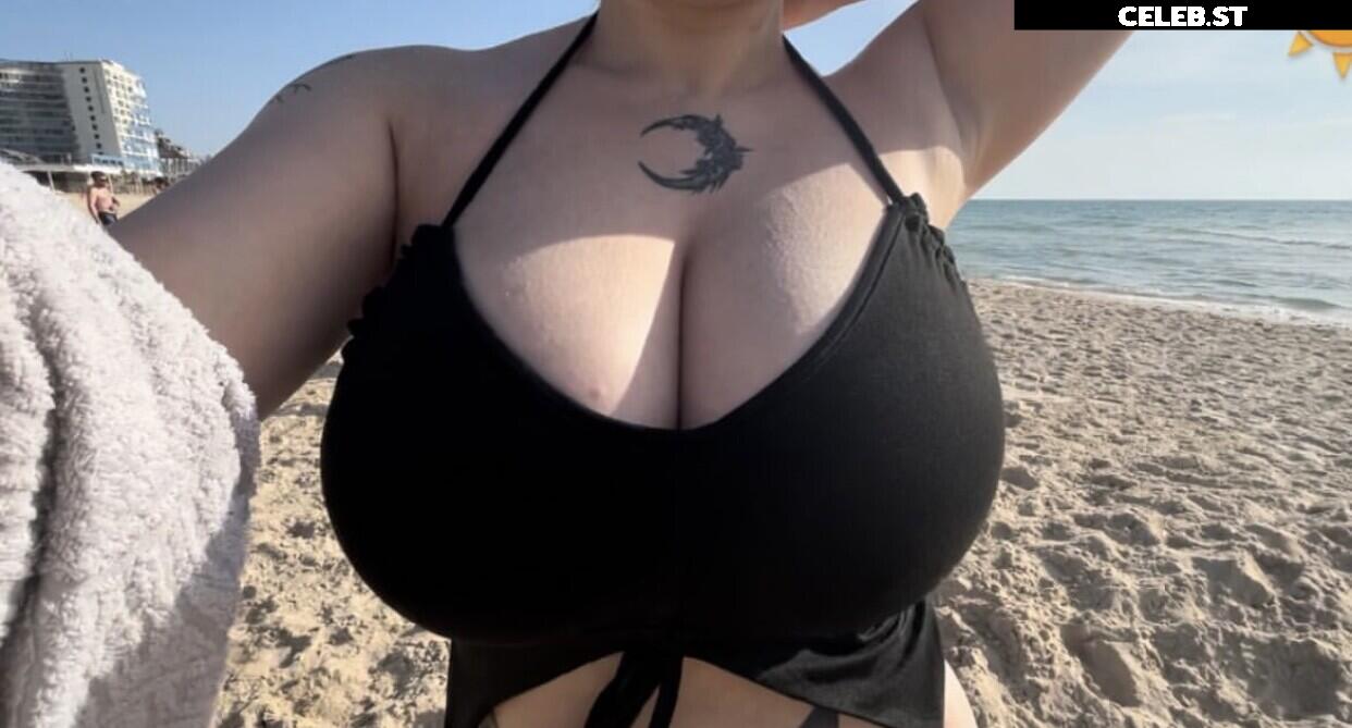 meowlinnnnn / curvy mary Image 11967983