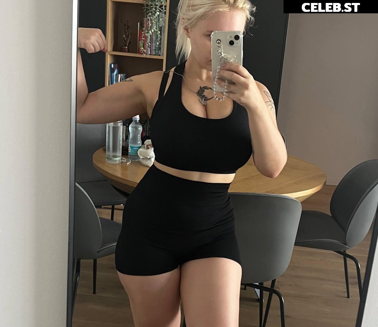 meowlinnnnn / curvy mary Image 11967977