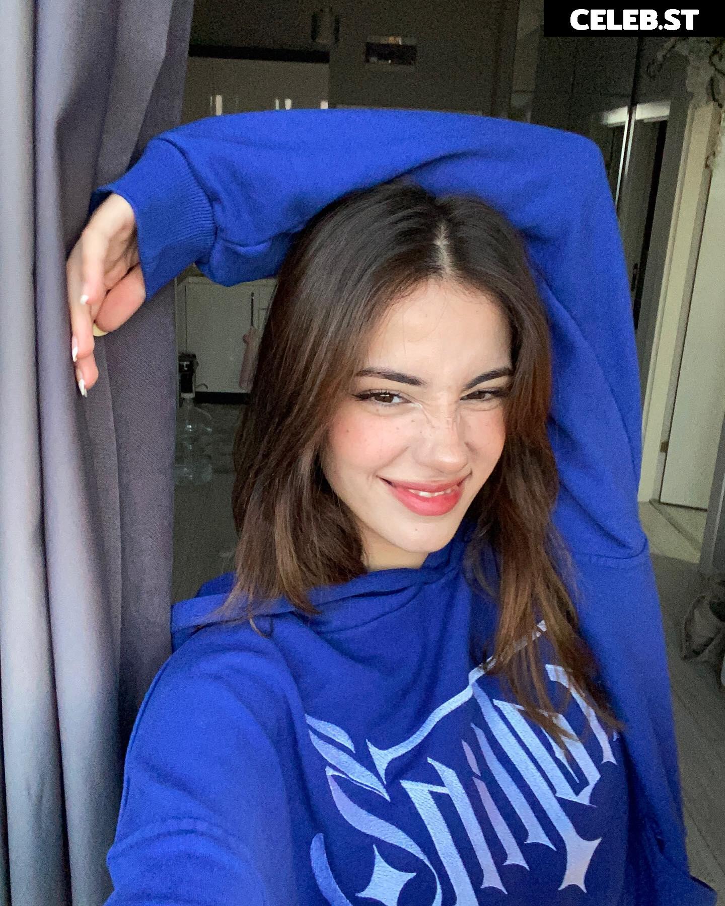 Ebrar Karabakan / ebrarkrbkn / ebbrarkrbkn Image 11961518