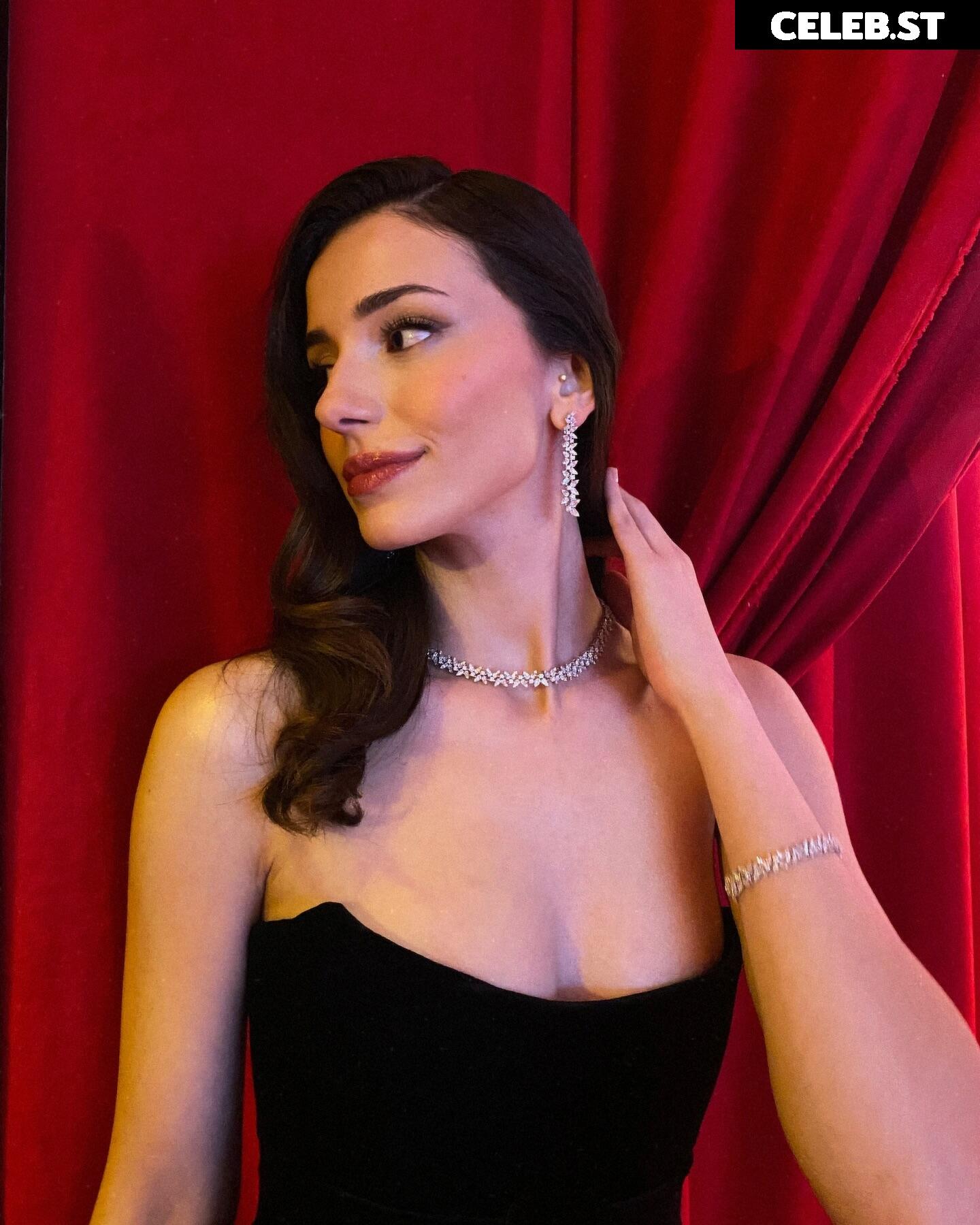 Ebrar Karabakan / ebrarkrbkn / ebbrarkrbkn Image 11961545