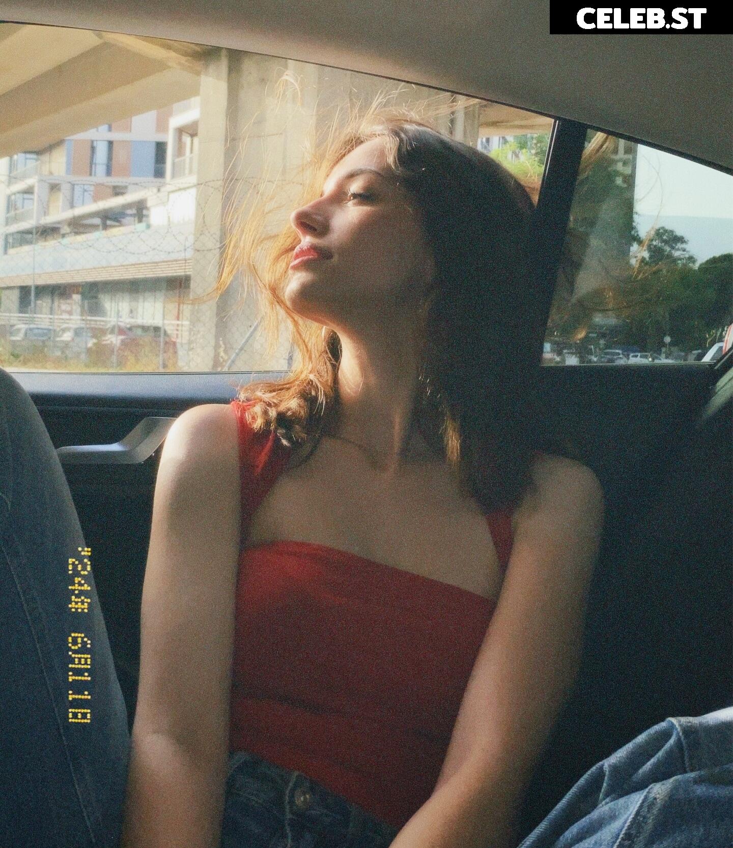 Ebrar Karabakan / ebrarkrbkn / ebbrarkrbkn Image 11961549