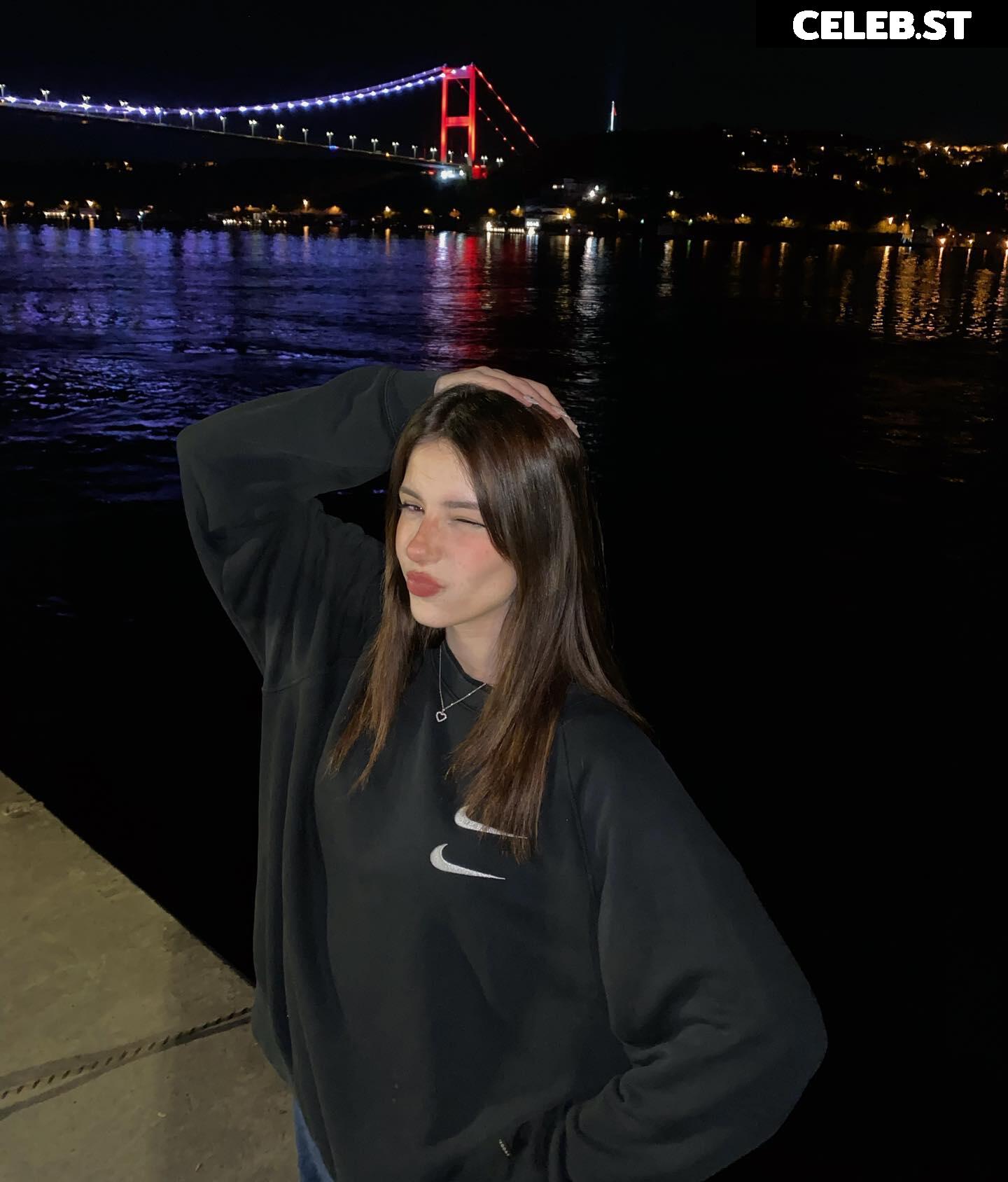 Ebrar Karabakan / ebrarkrbkn / ebbrarkrbkn Image 11961497