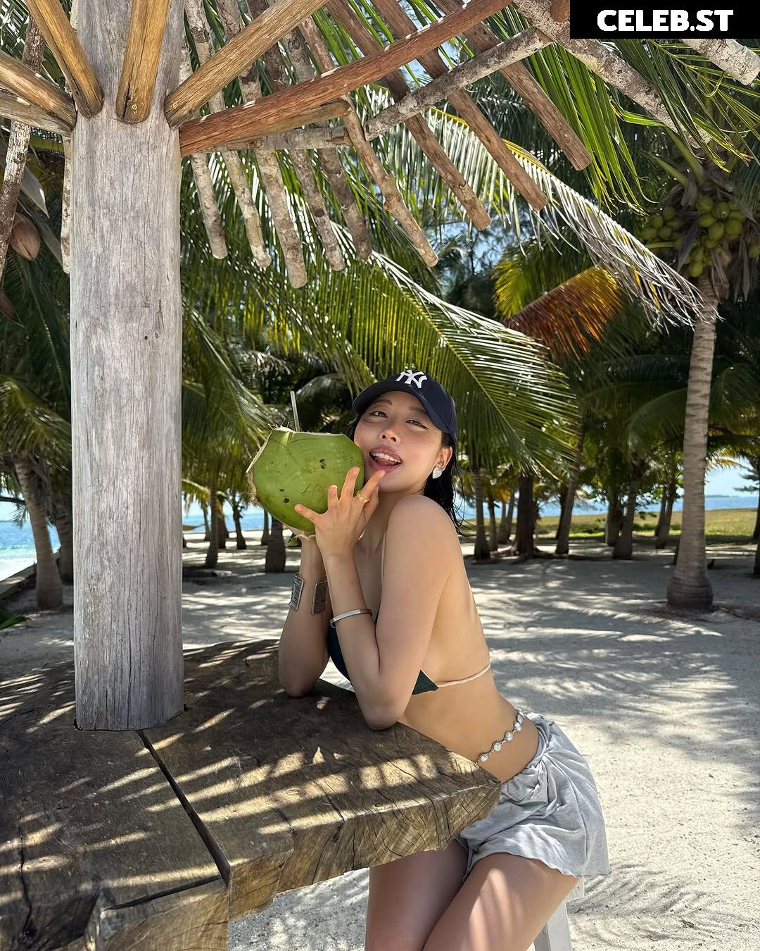 jooshica Image 11961168