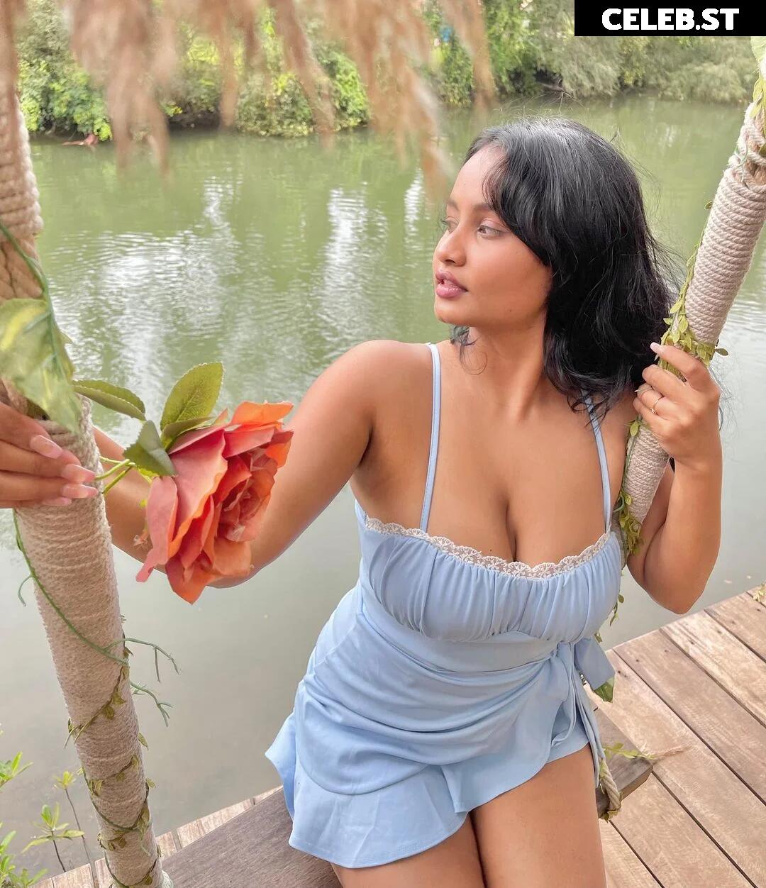 Prakriti Saha / prakritisahaa Image 11978648